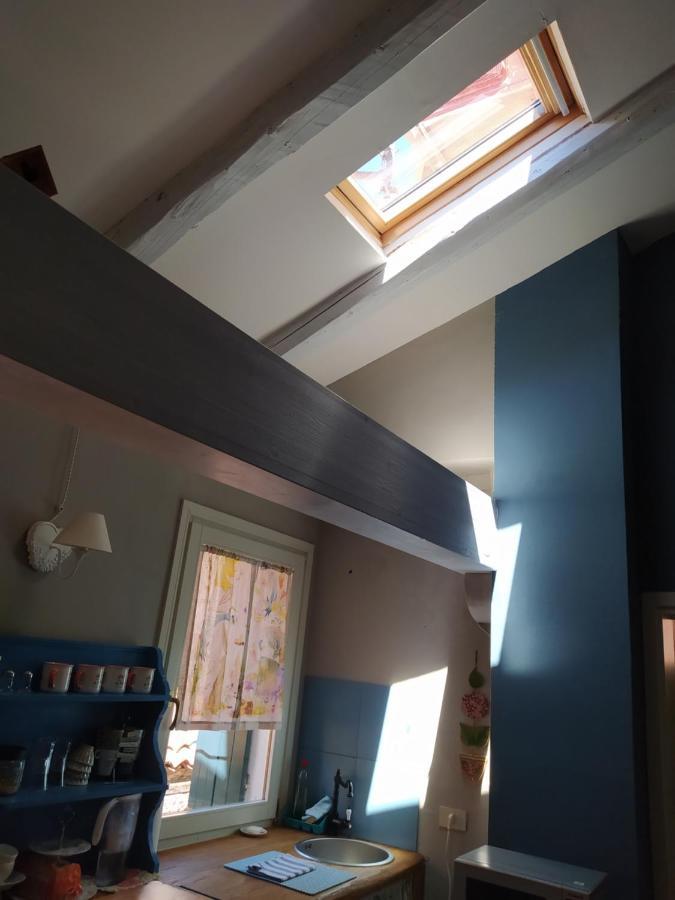 Ca' Falier Blue - 10 Min From Train And Bus Station Venesia Bagian luar foto