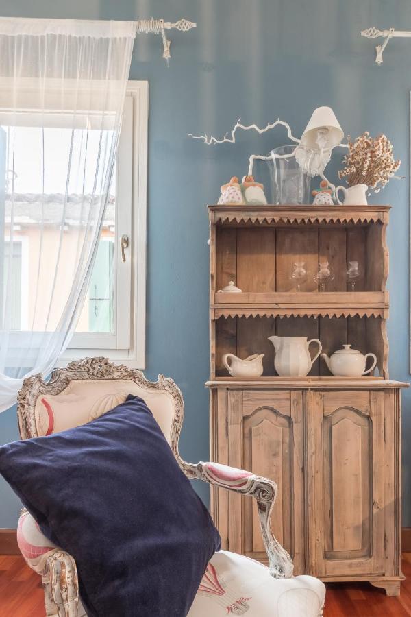Ca' Falier Blue - 10 Min From Train And Bus Station Venesia Bagian luar foto