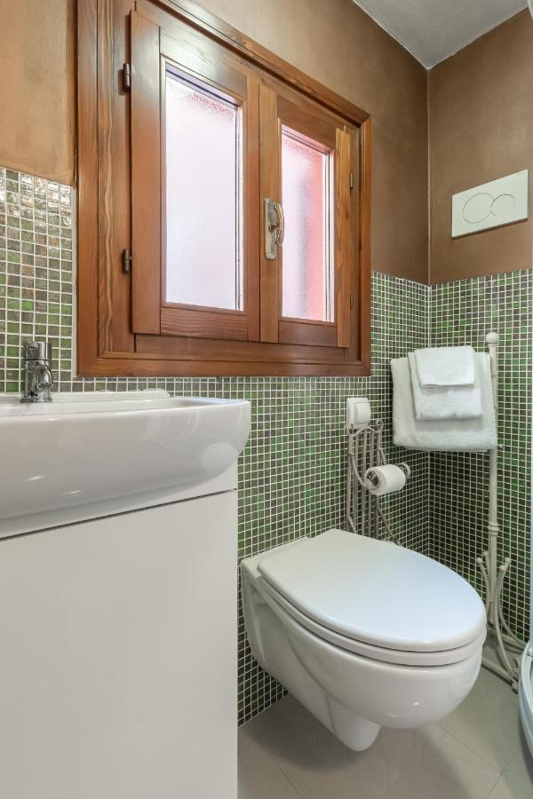 Ca' Falier Blue - 10 Min From Train And Bus Station Venesia Bagian luar foto