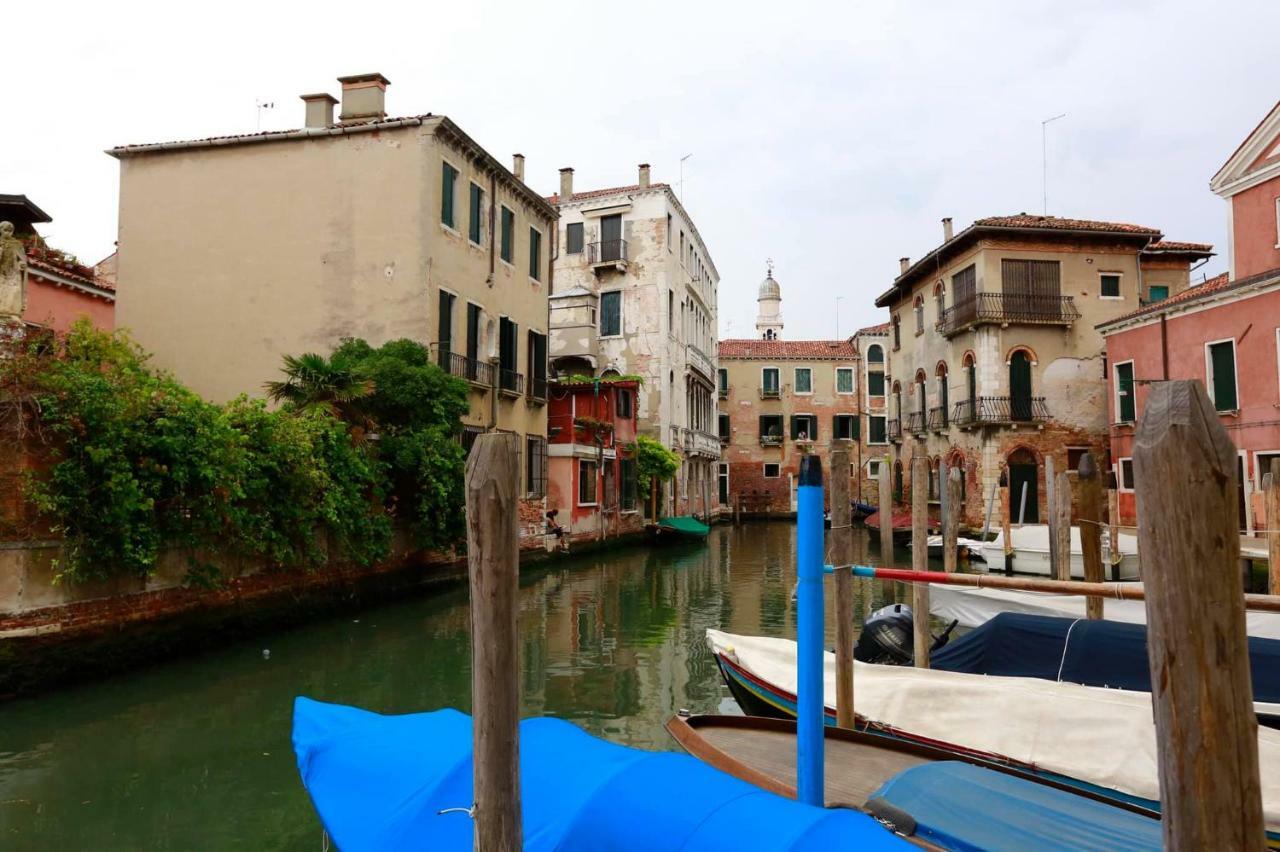 Ca' Falier Blue - 10 Min From Train And Bus Station Venesia Bagian luar foto